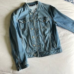Women jean jacket - size med